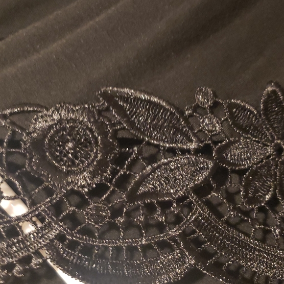 ♥️New boutique Plus size short sleeved crochet top - Picture 8 of 10